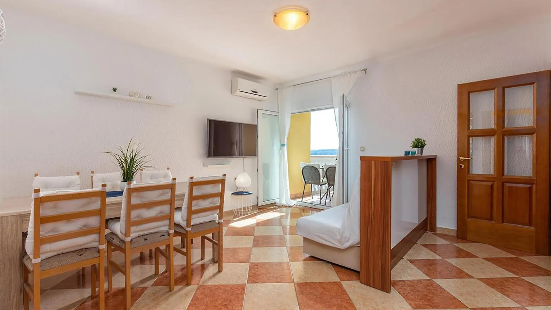 Gorgeous Apartment In Dramalj With Kitchen クロアチア