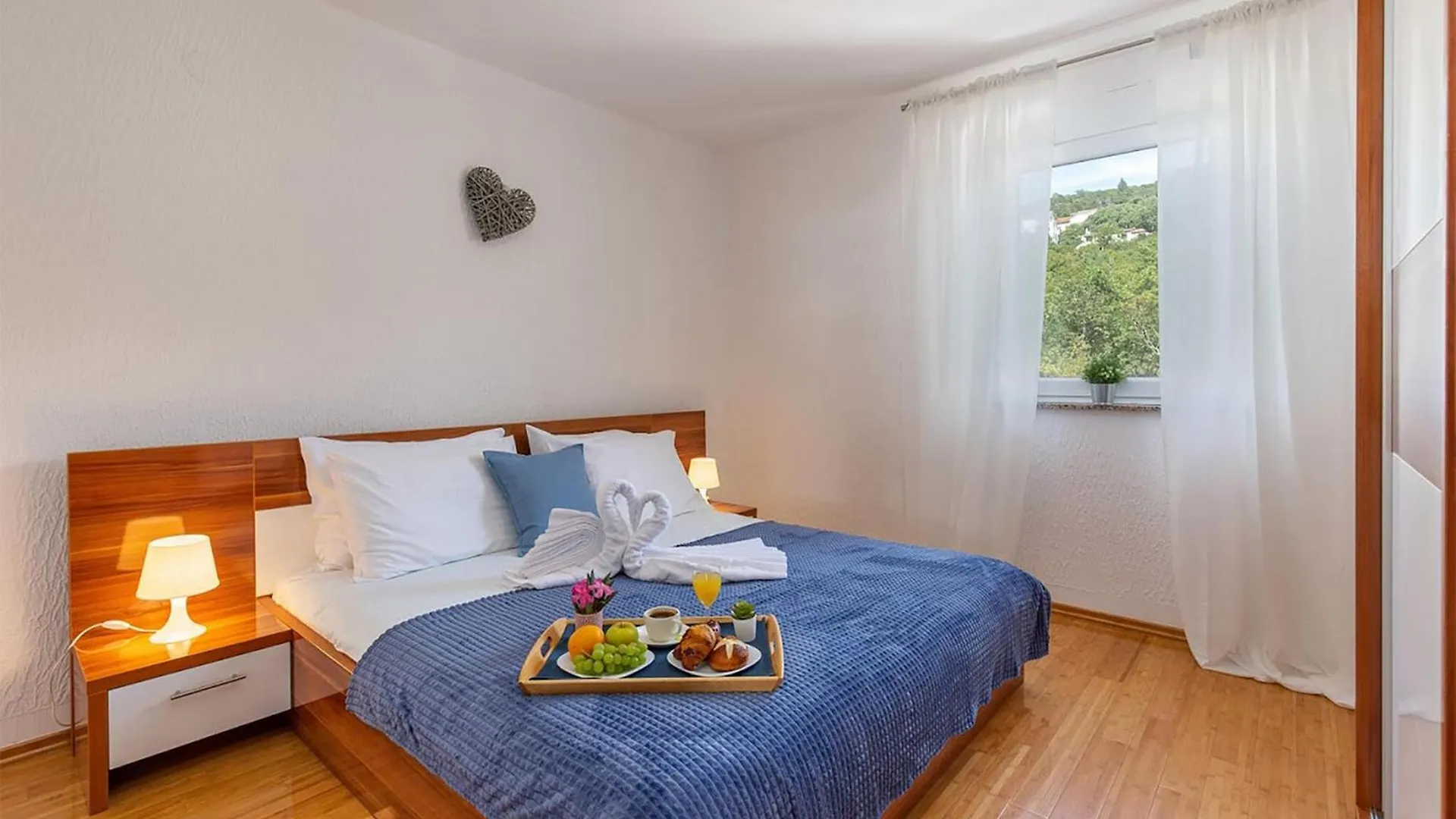 Gorgeous Apartment In Dramalj With Kitchen 0*,  Chorvatsko